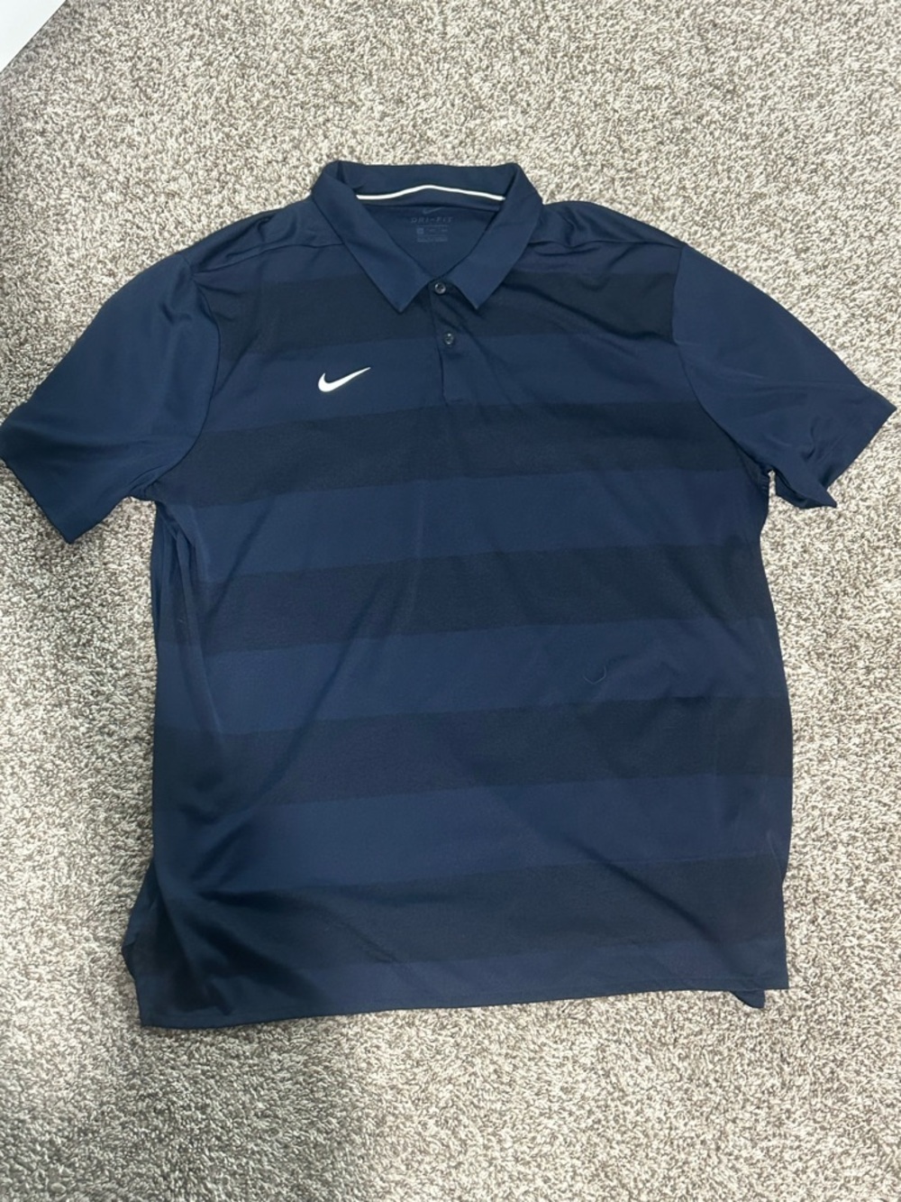 Nike men’s golf shirt XXL used good